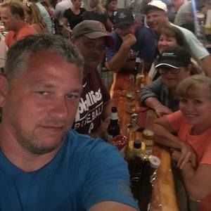 Meet your Posher, Marc